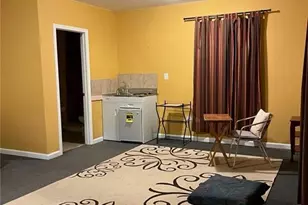 140 Level Creek Rd, Sugar Hill, GA 30518 - Photo 2
