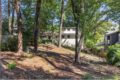 2552 Ridgewood Terrace NW, Atlanta, GA 30318 - Photo 6