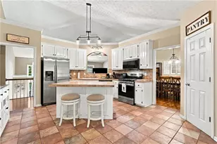388 Kerry Dr, Jasper, GA 30143 - Photo 6