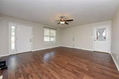 54 Poplar Road, Commerce, GA 30529 - Photo 6