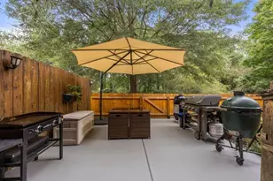 1606 Lexington Dr, Roswell, GA 30075 - Photo 38