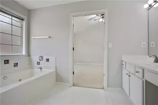 3644 Kentford Ln, Peachtree Corners, GA 30092 - Photo 12
