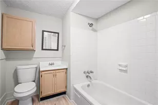 3097 E Point St, East Point, GA 30344 - Photo 18