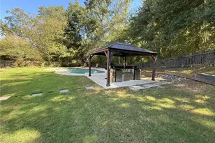 6630 Grove Crossing Ct, Cumming, GA 30028 - Photo 12