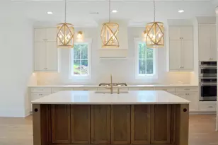 813 Highvale Dr, Marietta, GA 30064 - Photo 4
