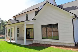 813 Highvale Dr, Marietta, GA 30064 - Photo 2