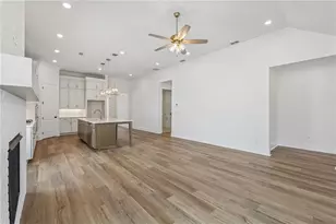 161 High Pt Dr, Hoschton, GA 30548 - Photo 14