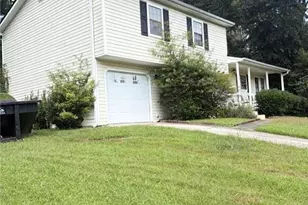 7571 Kevin Pl, Jonesboro, GA 30236 - Photo 2