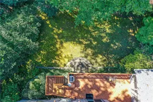 1075 Riverside Trace, Sandy Springs, GA 30328 - Photo 14