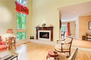 1075 Riverside Trace, Sandy Springs, GA 30328 - Photo 16