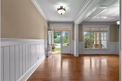 120 Crystal Court, Tyrone, GA 30290 - Photo 8