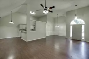 5387 Fawn Ivey Ln, Buford, GA 30519 - Photo 8