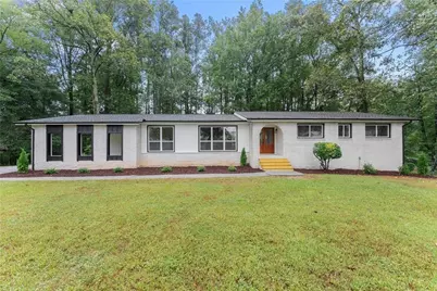 758 Springlake Road, Lawrenceville, GA 30045 - Photo 2