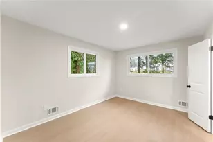 758 Springlake Rd, Lawrenceville, GA 30045 - Photo 32
