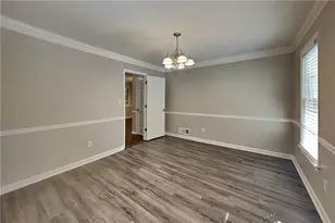 1484 Pleasant St, Marietta, GA 30066 - Photo 6
