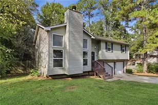3086 Chippewa Dr, Rex, GA 30273 - Photo 2