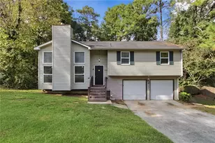3086 Chippewa Dr, Rex, GA 30273 - Photo 1