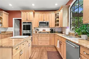 2983 Tynewick Walk NE, Roswell, GA 30075 - Photo 10