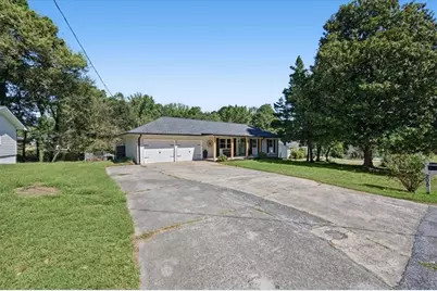 205 Woodglen Drive, Woodstock, GA 30188 - Photo 4