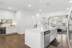 6710 Whitman Walk, Alpharetta, GA 30005 - Photo 12