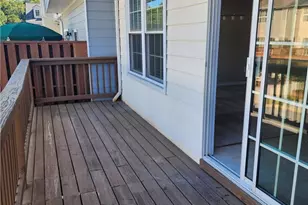 606 Market Pl Ln, Woodstock, GA 30188 - Photo 8