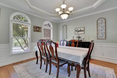 919 Ravenwood Way, Canton, GA 30115 - Photo 2
