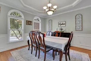 919 Ravenwood Way, Canton, GA 30115 - Photo 2