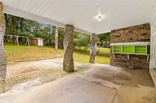 349 Roxbury Dr, Riverdale, GA 30274 - Photo 16