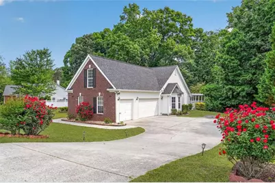 2270 Taylor Pointe Way, Dacula, GA 30019 - Photo 2