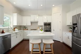 11001 Estates Cir, Alpharetta, GA 30022 - Photo 16
