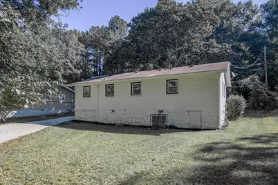 2751 Cagle Street, Lithonia, GA 30058 - Photo 2