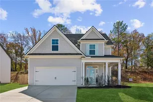 566 Skye Dr, Commerce, GA 30529 - Photo 1