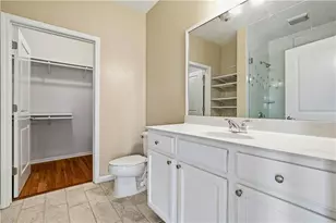 3040 Peachtree Rd NW, Atlanta, GA 30305 - Photo 16