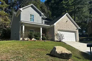6938 Shadow Ridge Ln, Stone Mountain, GA 30087 - Photo 1