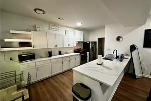 6938 Shadow Ridge Ln, Stone Mountain, GA 30087 - Photo 8