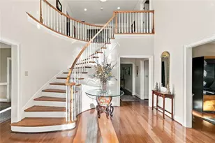 12190 Brookfield Club Dr, Roswell, GA 30075 - Photo 6