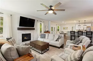 8455 Post Oak Ln, Gainesville, GA 30506 - Photo 12