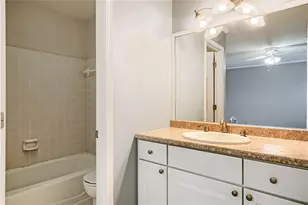 410 Forestgate Ct, Atlanta, GA 30350 - Photo 14