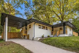 1713 Cahoon St SW, Atlanta, GA 30310 - Photo 2