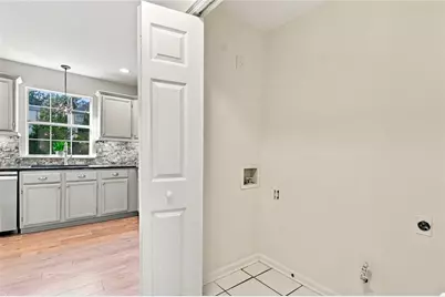 690 Ruxbury Court, Suwanee, GA 30024 - Photo 38
