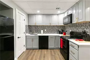 4417 Bernice Ct, Suwanee, GA 30024 - Photo 4