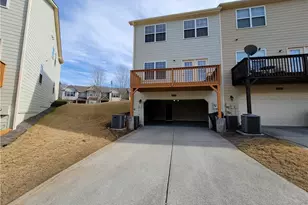 2710 Cedar Dr, Lawrenceville, GA 30043 - Photo 2