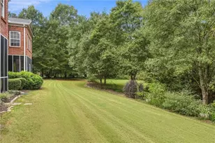 129 Holiday Road E, Buford, GA 30518 - Photo 38
