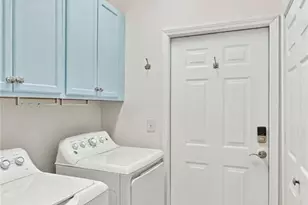129 Holiday Road E, Buford, GA 30518 - Photo 22