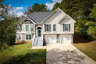 101 Bridgemill Dr, Hampton, GA 30228 - Photo 2