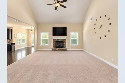 682 Mallard Cove, Loganville, GA 30052 - Photo 6