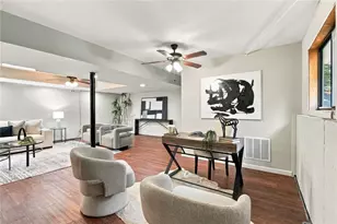 8555 Colony Club Dr, Alpharetta, GA 30022 - Photo 34