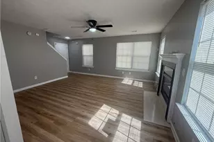310 Lakeside Cir, Covington, GA 30016 - Photo 2
