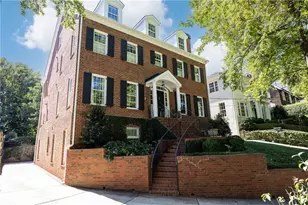 49 Huntington Rd NE, Atlanta, GA 30309 - Photo 2