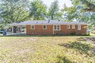 264 E Broad St, Winder, GA 30680 - Photo 36